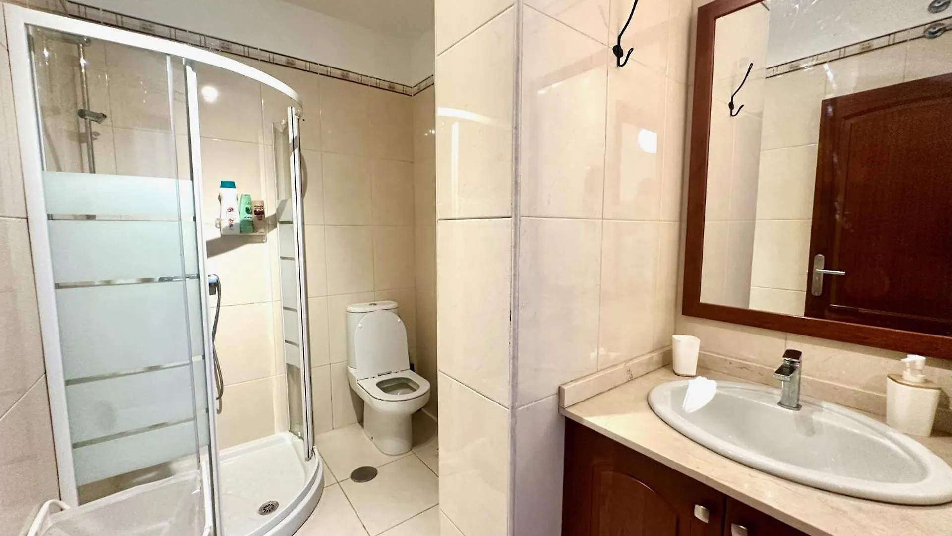 Pambnb - Chic Seaview Apartment With Gym & Kids Park 바하마르 0*,